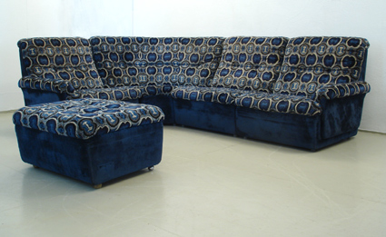 blaues-Sofa-1.jpg