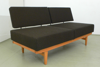 braune-schlafcouch3.jpg