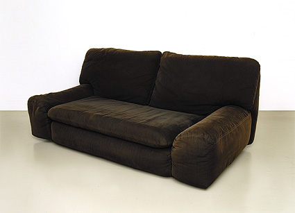 couch_braun_1.jpg