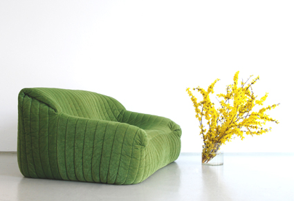 couch_green_02.jpg