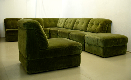 grunsofa1.jpg