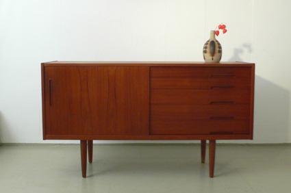 schwedisch-Sideboard-1009-1.jpg