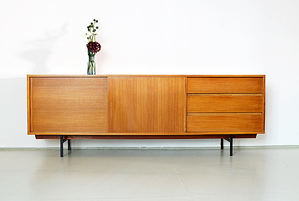 sideboard_01_klein.jpg